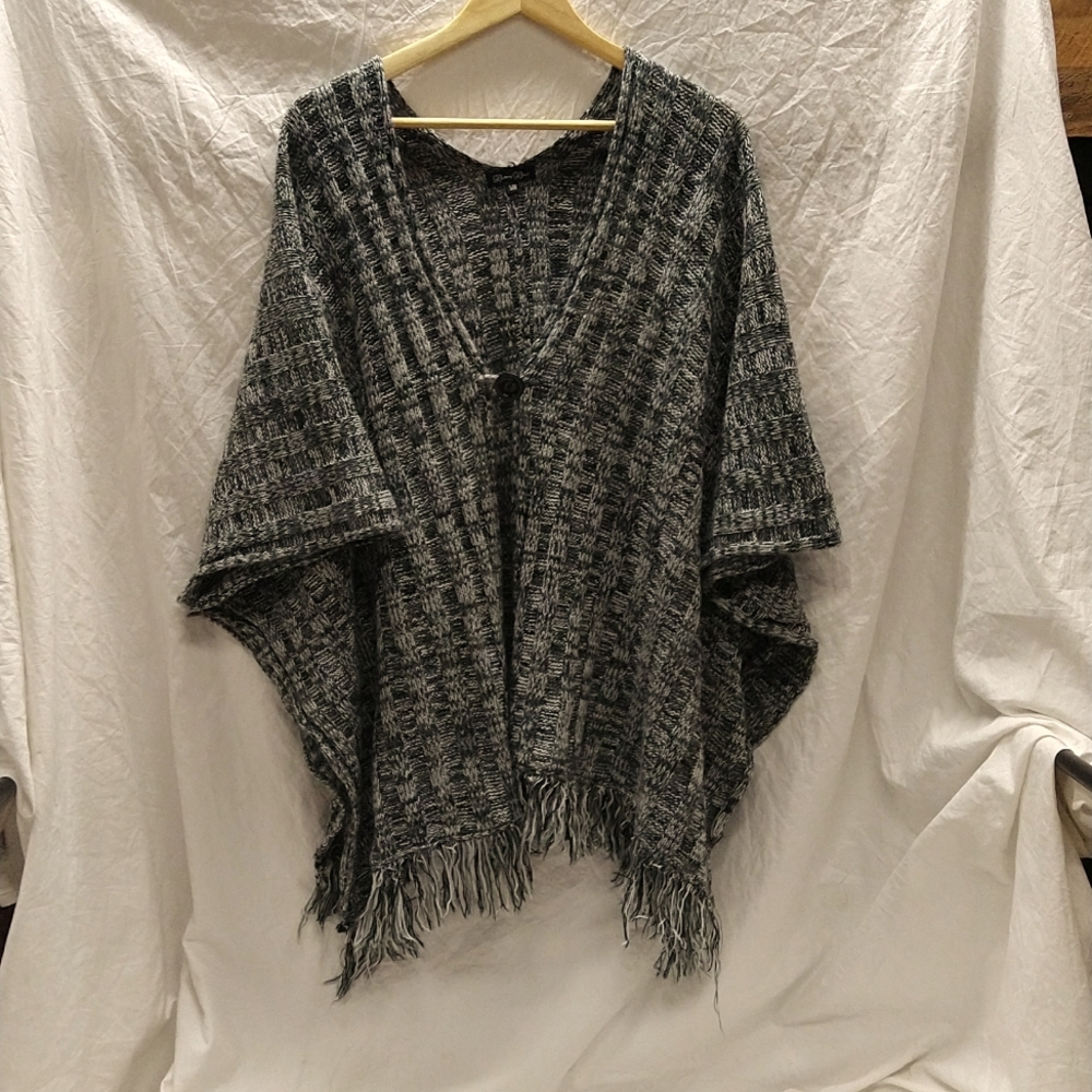 Brittany Black• oversized poncho